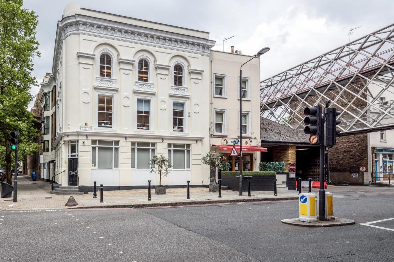 The White Near Kensington High St